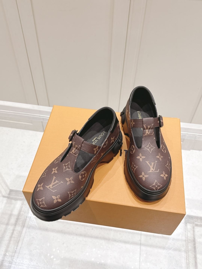 l0vis Vvtt0n loafers